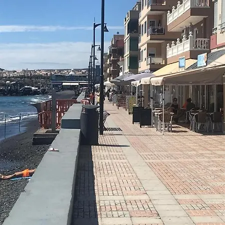 Casa Veronica 7 Atico 아파트 라스 가예타스